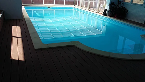 visite de l école de l intuition et du tantra piscine